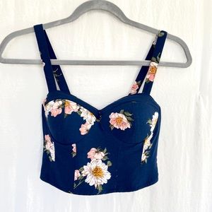 Sleeveless Crop Top